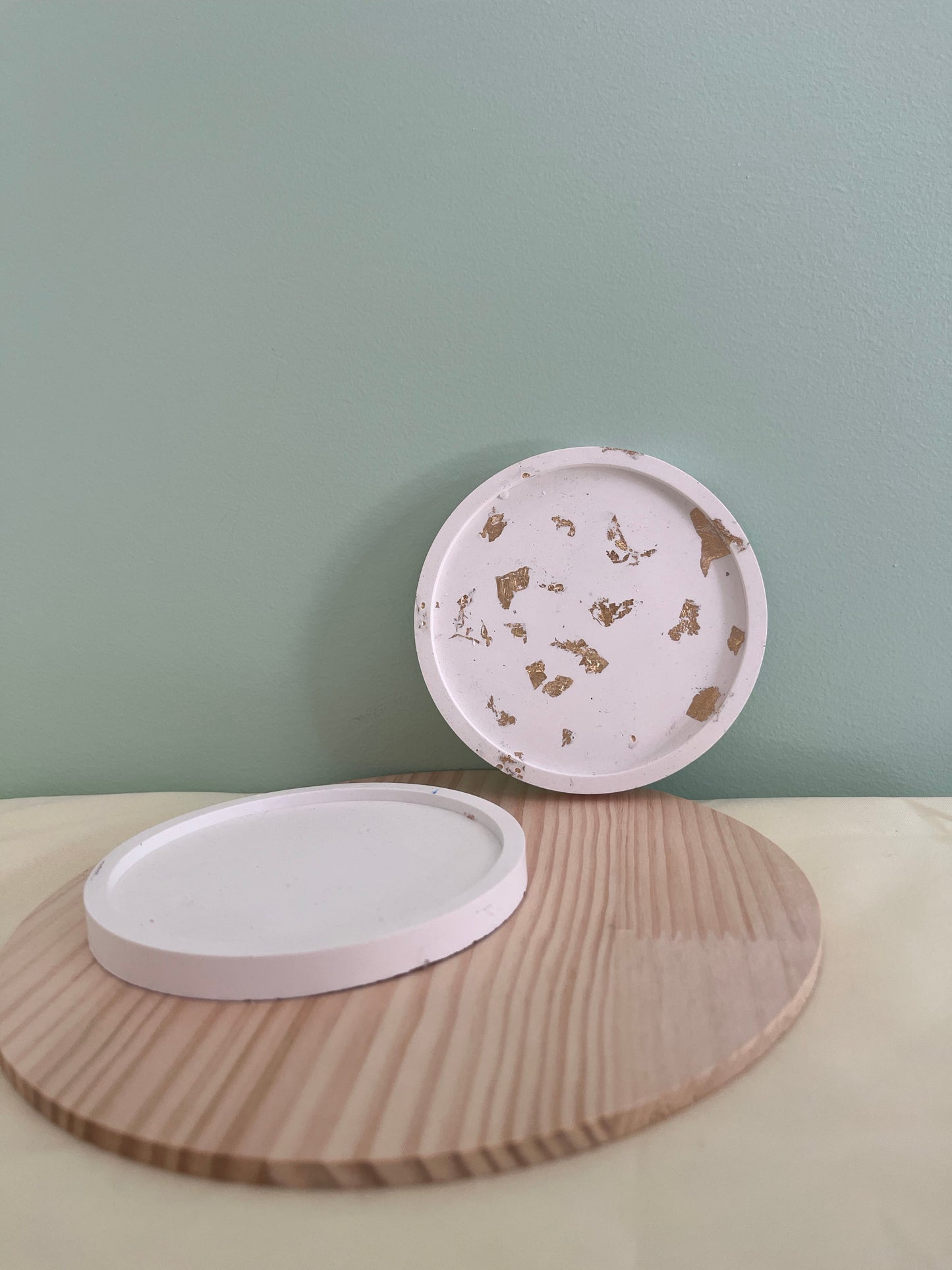 Base oval